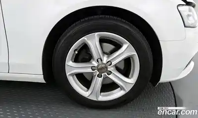 Audi A4 2015 2.0 Автомат в Москве № 163221, миниатюра 9