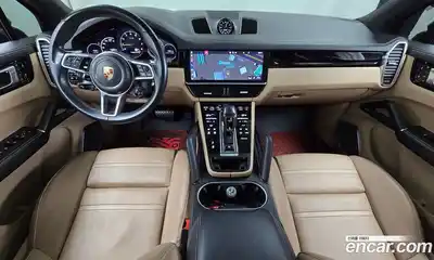 Porsche Cayenne, 2020