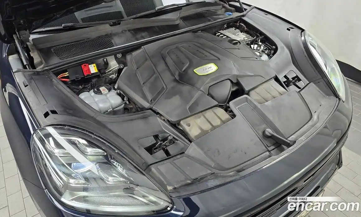 Porsche Cayenne 2020 3.0 Автомат в Москве № 165638, фото 14