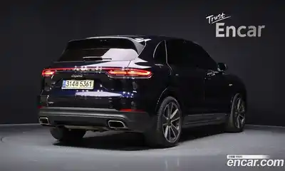 Porsche Cayenne 2020 3.0 Автомат в Москве № 165638, миниатюра 5