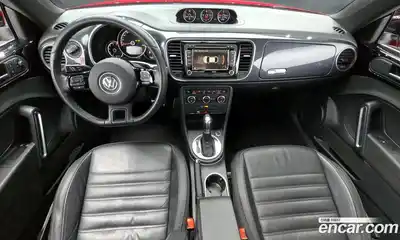Volkswagen Beatle 2014 2.0 Автомат в Москве № 168837, миниатюра 12