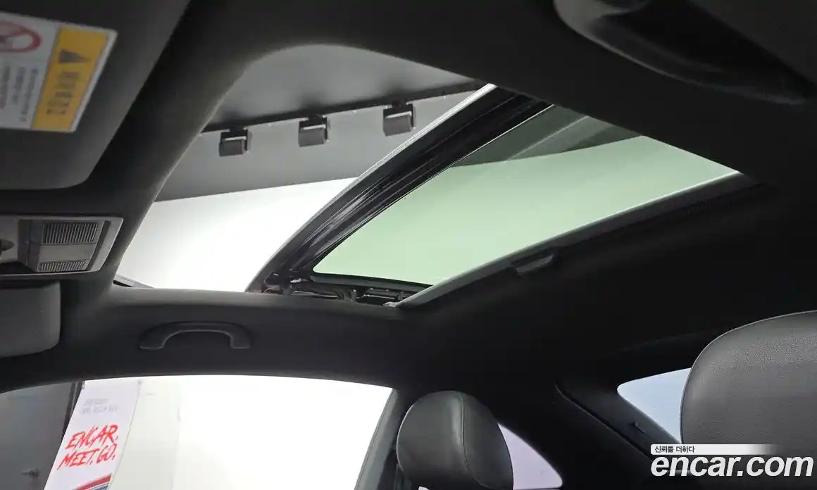 Volkswagen Beatle 2014 2.0 Автомат в Москве № 168837, фото 16