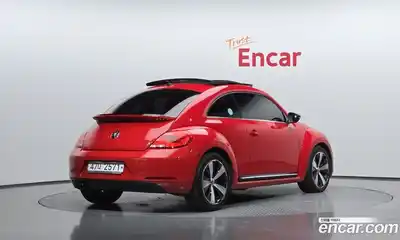 Volkswagen Beatle 2014 2.0 Автомат в Москве № 168837, миниатюра 2