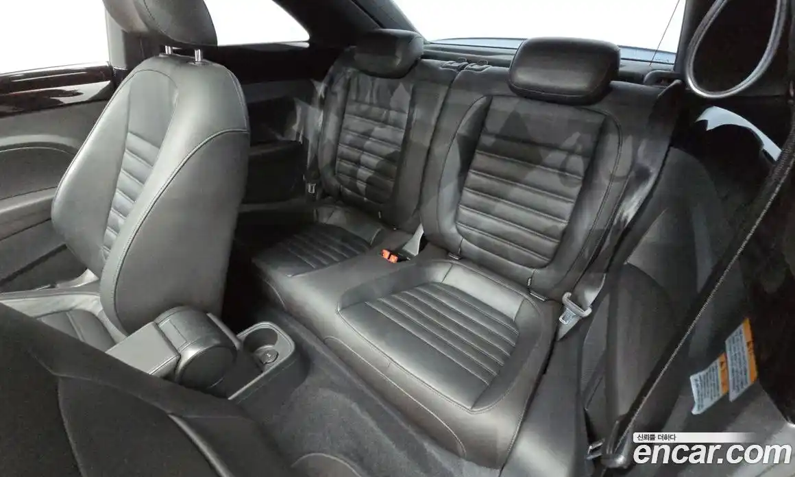 Volkswagen Beatle 2014 2.0 Автомат в Москве № 168837, фото 3