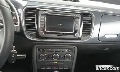 Volkswagen Beatle 2014 2.0 Автомат в Москве № 168837, миниатюра 4