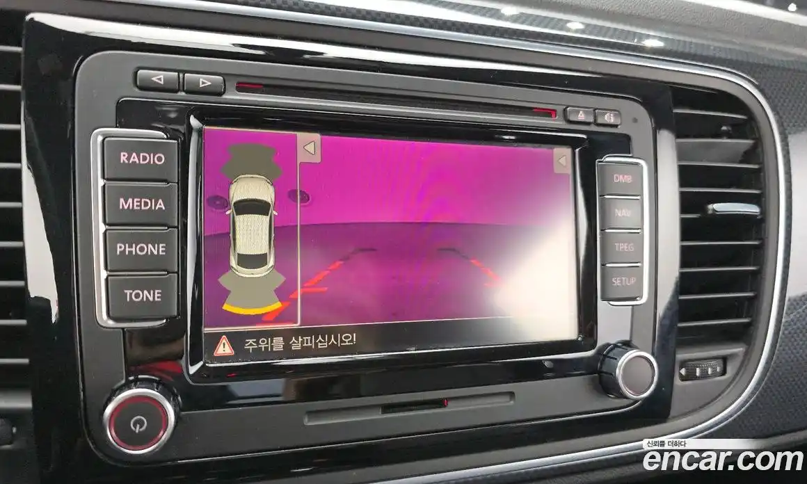 Volkswagen Beatle 2014 2.0 Автомат в Москве № 168837, фото 5