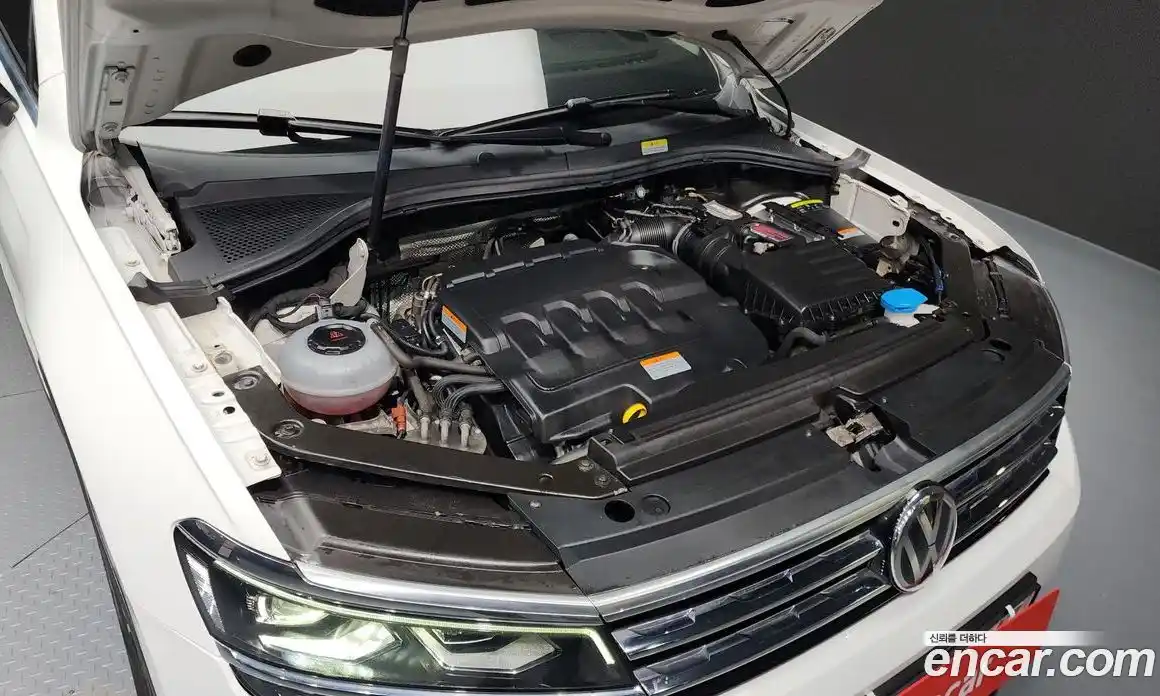 Volkswagen Tiguan 2020 2.0 Автомат в Москве № 169099, фото 18