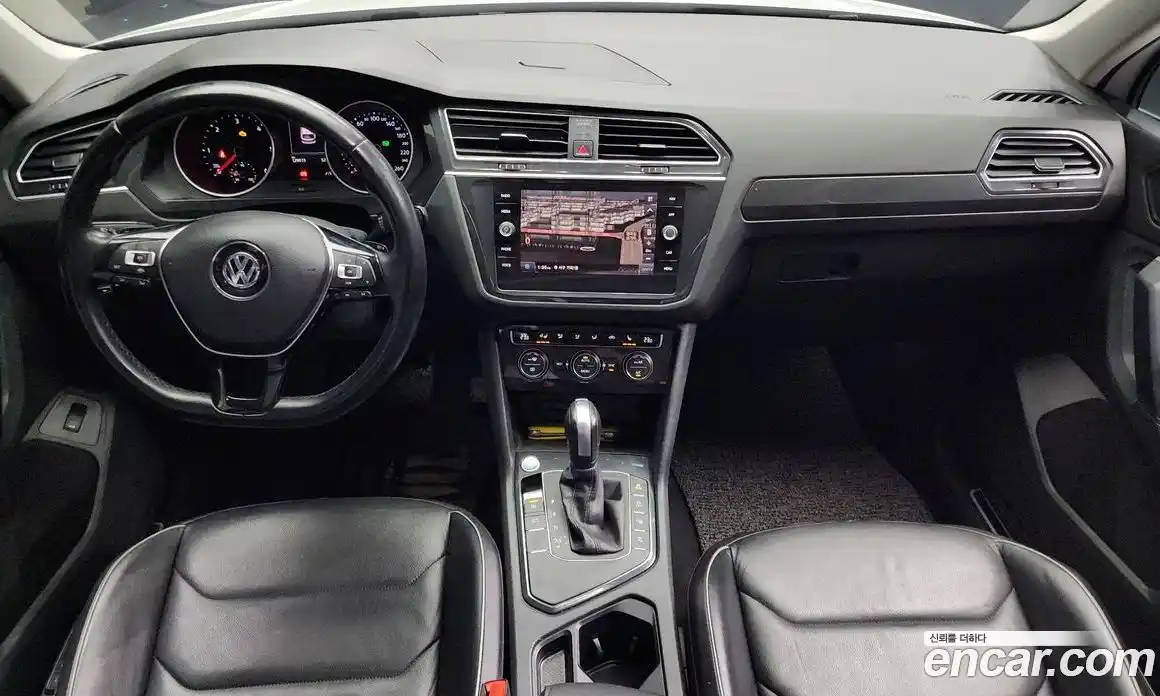 Volkswagen Tiguan 2020 2.0 Автомат в Москве № 169099, фото 3