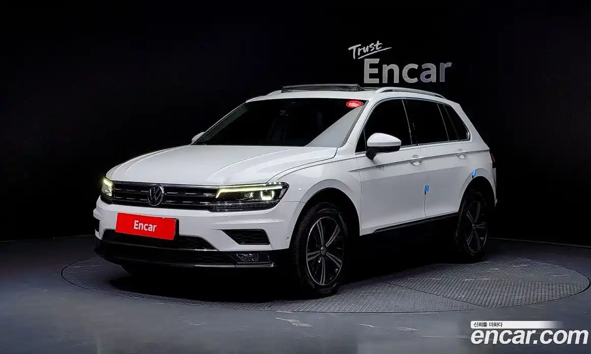 Volkswagen Tiguan 2020 2.0 Автомат в Москве № 169099, фото 5