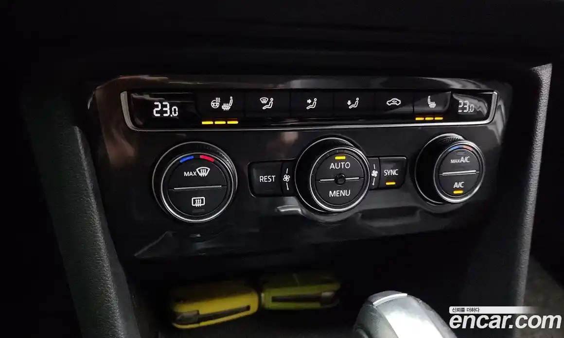 Volkswagen Tiguan 2020 2.0 Автомат в Москве № 169099, фото 7