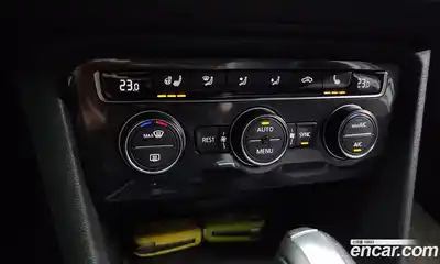 Volkswagen Tiguan 2020 2.0 Автомат в Москве № 169099, миниатюра 7