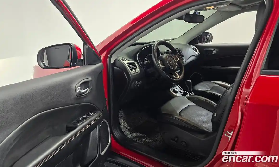 Jeep Compass 2018 2.4 Автомат в Москве № 169653, фото 5