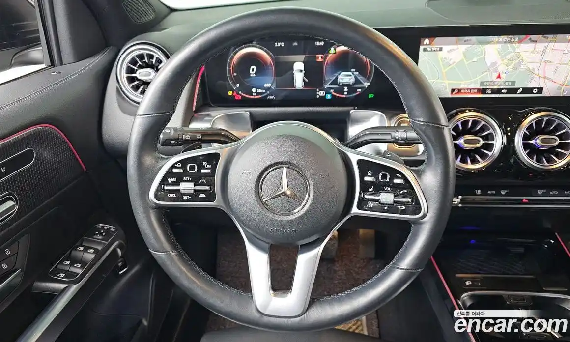 Mercedes-Benz GLB-Class 2021 2.0 Автомат в Москве № 177894, фото 16