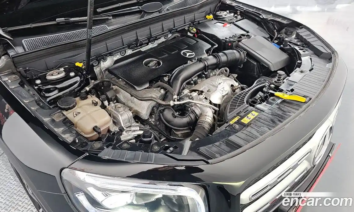 Mercedes-Benz GLB-Class 2021 2.0 Автомат в Москве № 177894, фото 20