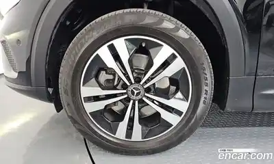 Mercedes-Benz GLB-Class 2021 2.0 Автомат в Москве № 177894, миниатюра 9