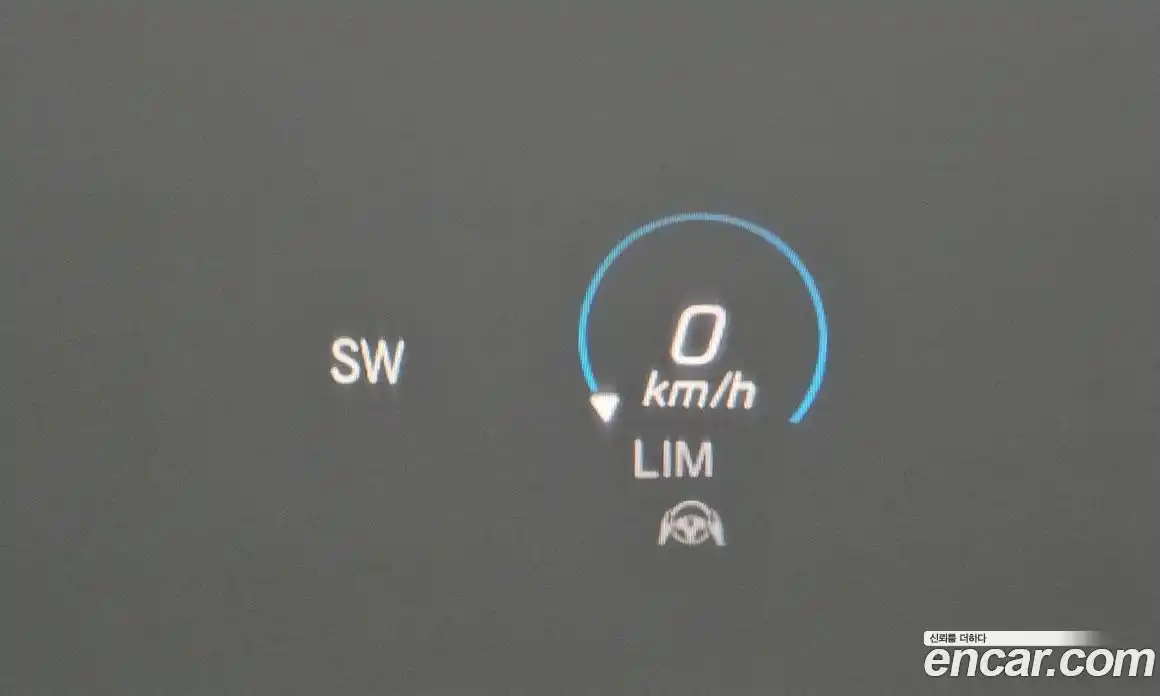 Mercedes-Benz E-Class 2023 2.0 Автомат в Москве № 178580, фото 11