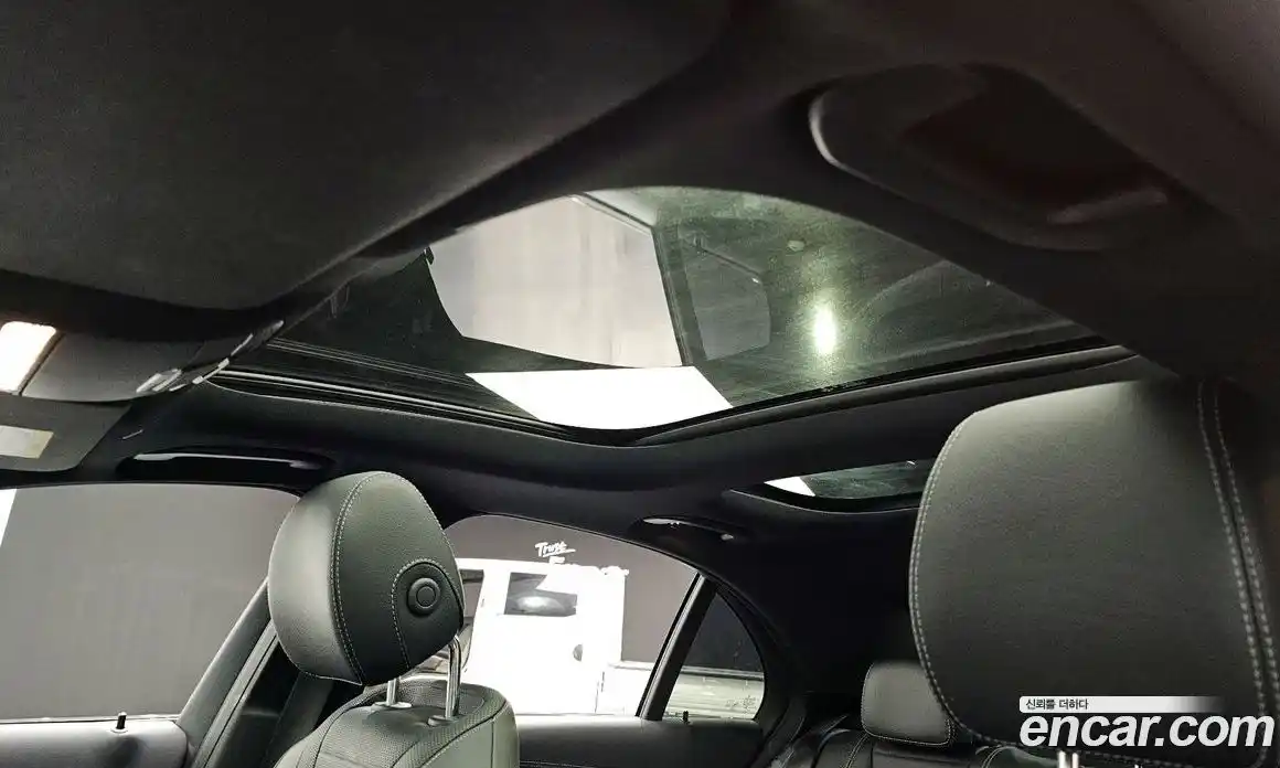 Mercedes-Benz E-Class 2023 2.0 Автомат в Москве № 178580, фото 19