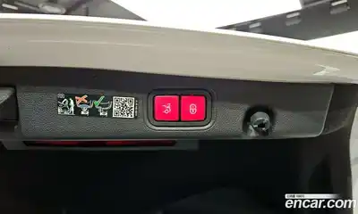 Mercedes-Benz E-Class 2023 2.0 Автомат в Москве № 178580, миниатюра 6