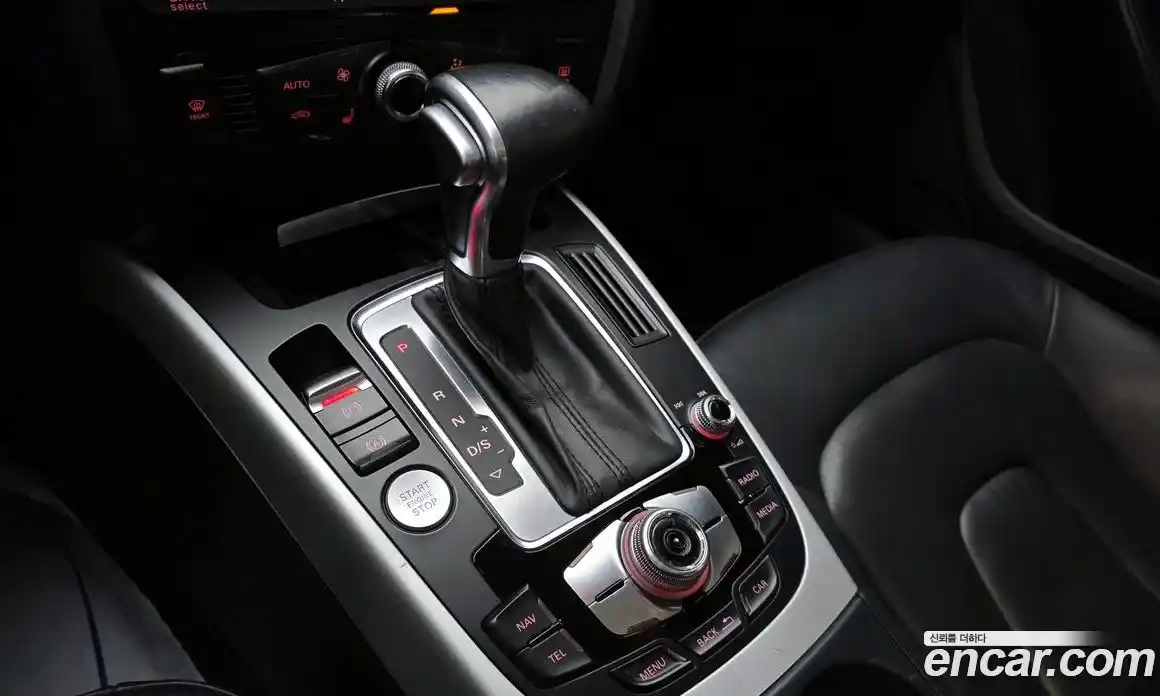 Audi A4 2015 2.0 Автомат в Москве № 181239, фото 13