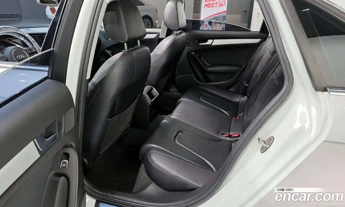 Audi A4 2015 2.0 Автомат в Москве № 181239, фото 19