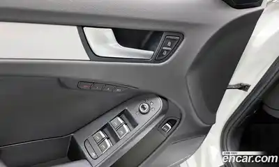 Audi A4 2015 2.0 Автомат в Москве № 181239, миниатюра 4