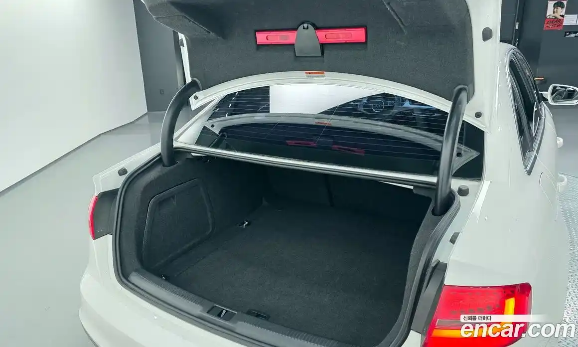 Audi A4 2015 2.0 Автомат в Москве № 181239, фото 8