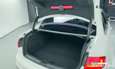 Audi A4 2015 2.0 Автомат в Москве № 181239, миниатюра 8