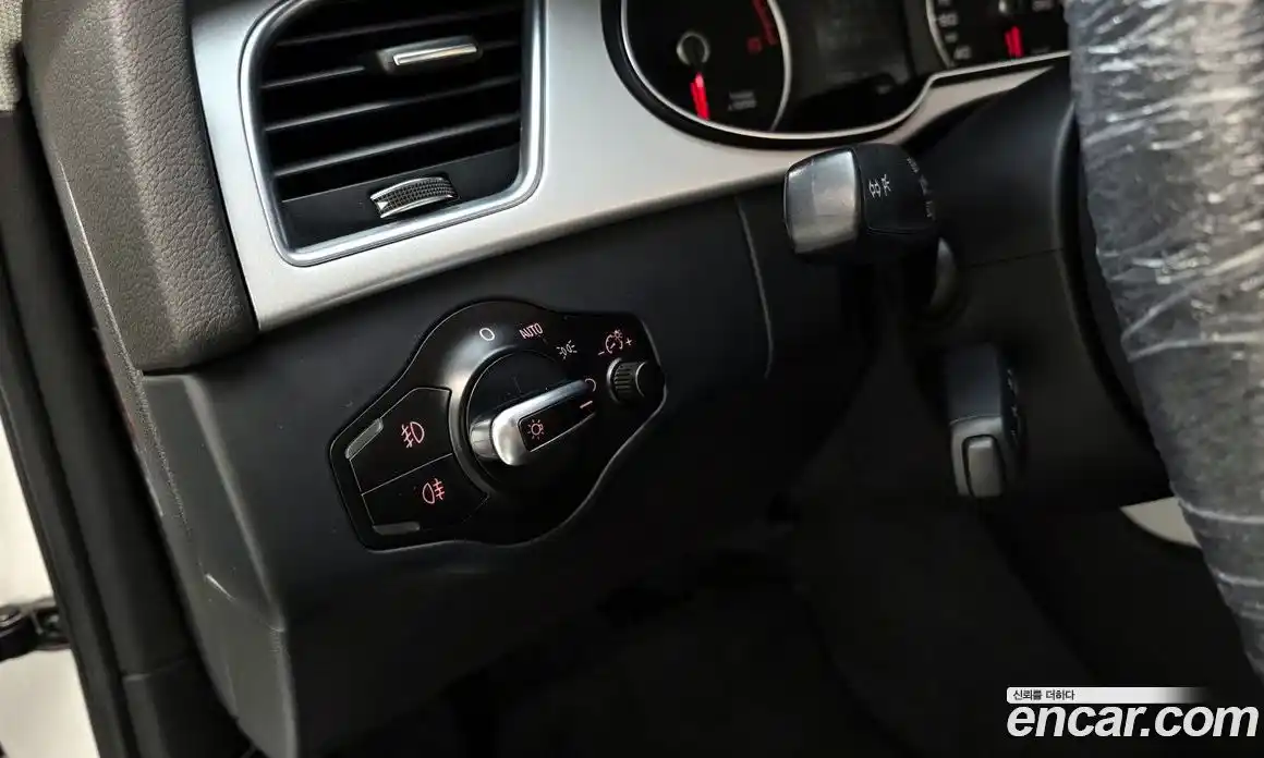 Audi A4 2015 2.0 Автомат в Москве № 181239, фото 9