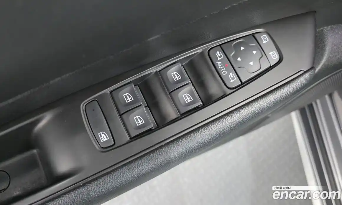 Renault SM6 2017 2.0 Автомат в Москве № 182729, фото 17