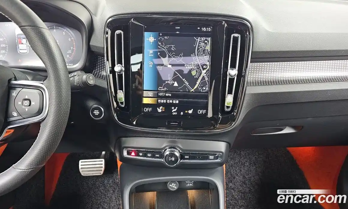 Volvo XC40 2021 2.0 Автомат в Москве № 188000, фото 12