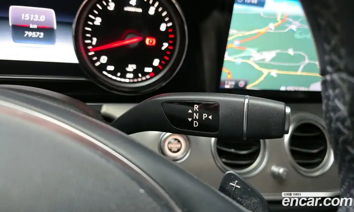 Mercedes-Benz E-Class 2017 2.0 Автомат в Москве № 195052, фото 14