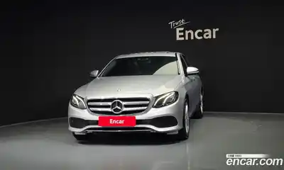 Mercedes-Benz E-Class 2017 2.0 Автомат в Москве № 195052, миниатюра 2