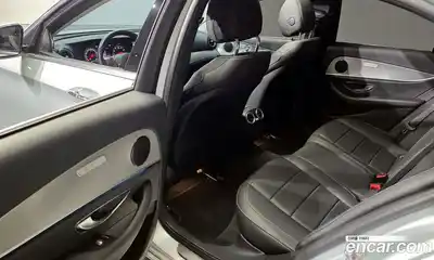 Mercedes-Benz E-Class 2017 2.0 Автомат в Москве № 195052, миниатюра 3