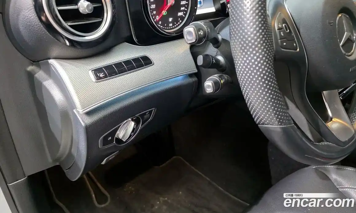 Mercedes-Benz E-Class 2017 2.0 Автомат в Москве № 195052, фото 6