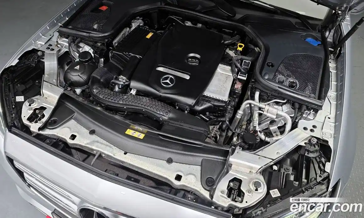 Mercedes-Benz E-Class 2017 2.0 Автомат в Москве № 195052, фото 8