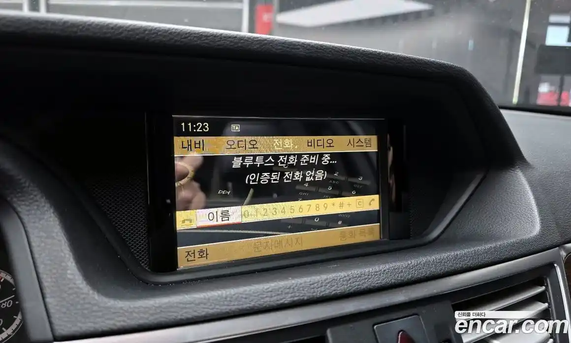 Mercedes-Benz E-Class 2011 1.8 Автомат в Москве № 195089, фото 16