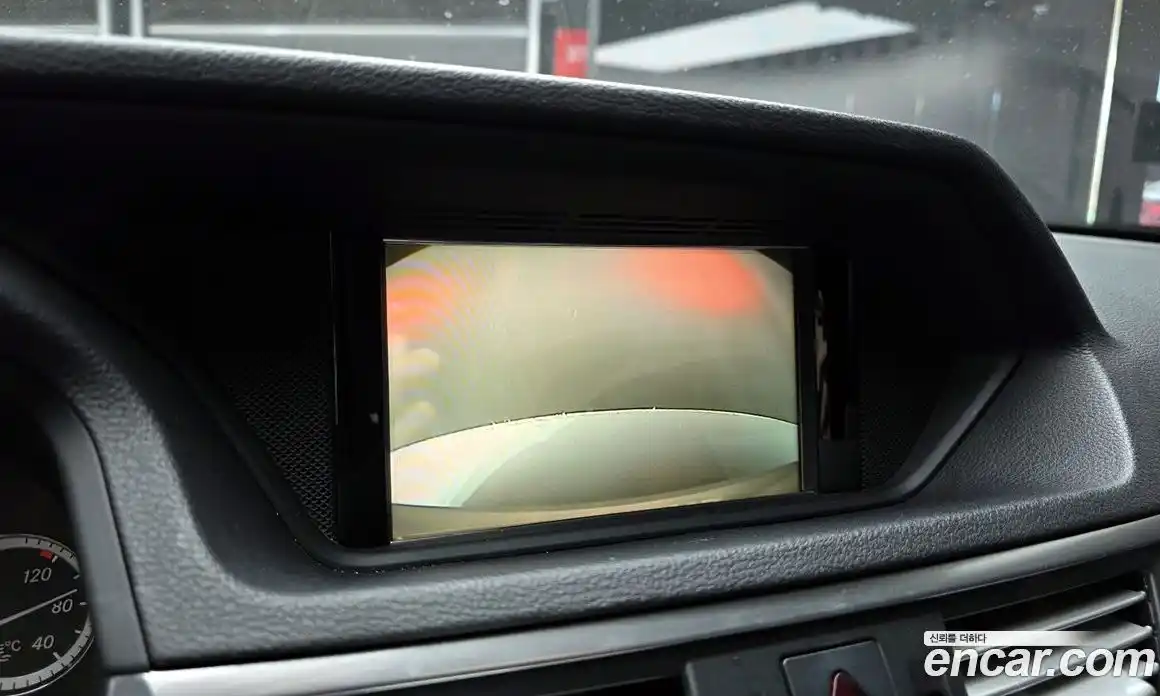 Mercedes-Benz E-Class 2011 1.8 Автомат в Москве № 195089, фото 18