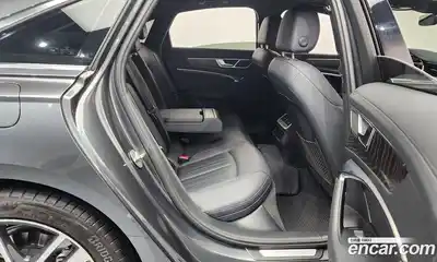 Audi A6 2023 2.0 Автомат в Москве № 195947, миниатюра 12