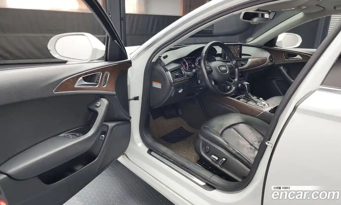 Audi A6 2016 2.0 Автомат в Москве № 196454, фото 14