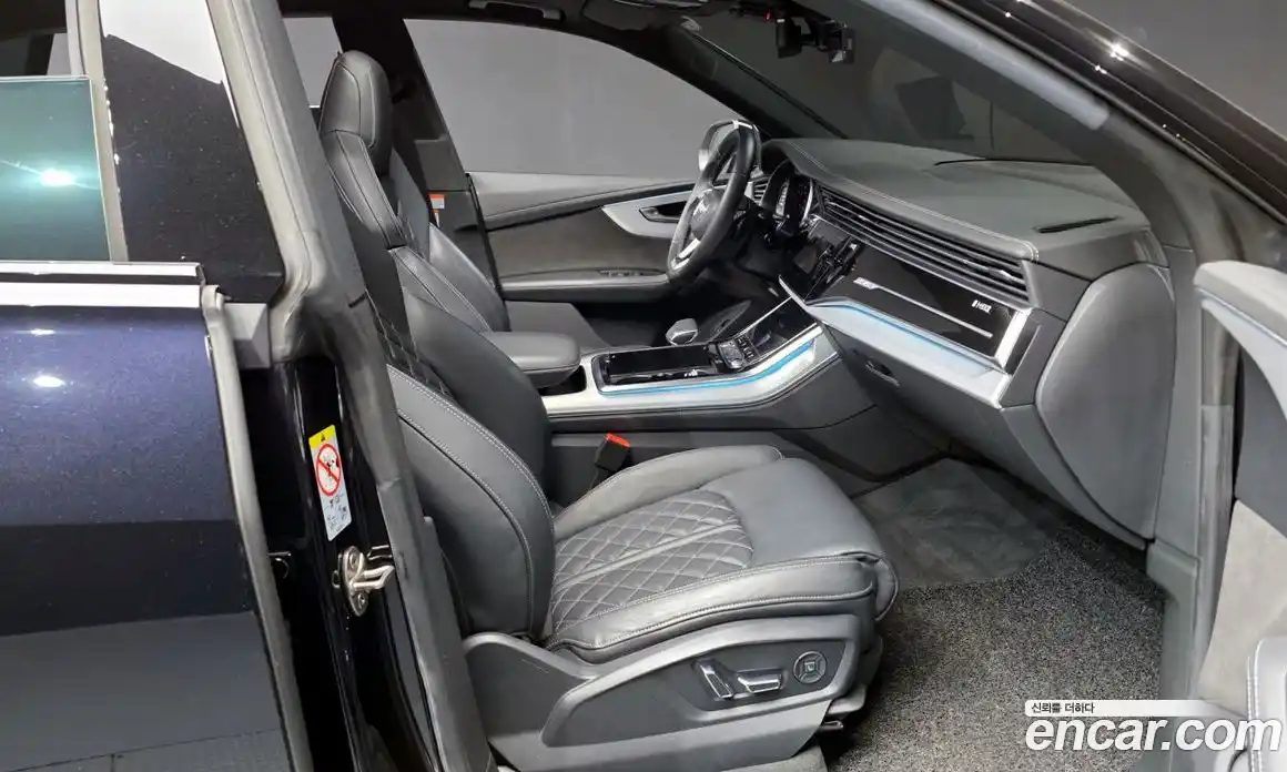 Audi Q8 2021 3.0 Автомат в Москве № 196523, фото 18