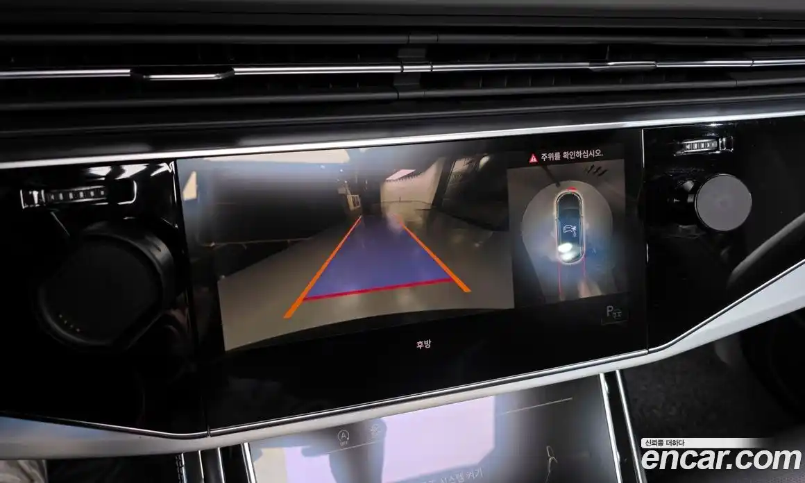 Audi Q8 2021 3.0 Автомат в Москве № 196523, фото 20