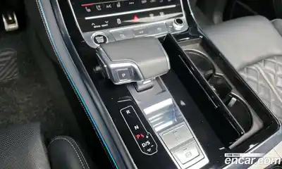 Audi Q8 2021 3.0 Автомат в Москве № 196523, миниатюра 5