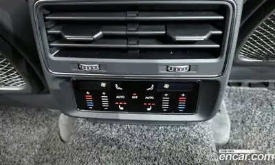 Audi Q8 2021 3.0 Автомат в Москве № 196523, миниатюра 9