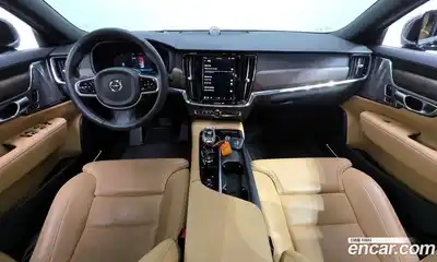 Volvo S90 2023 2.0 Автомат в Москве № 196927, миниатюра 11