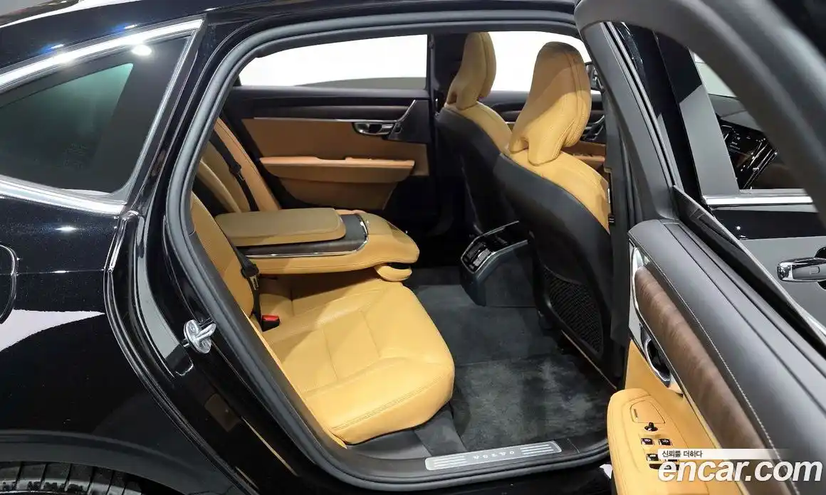 Volvo S90 2023 2.0 Автомат в Москве № 196927, фото 19