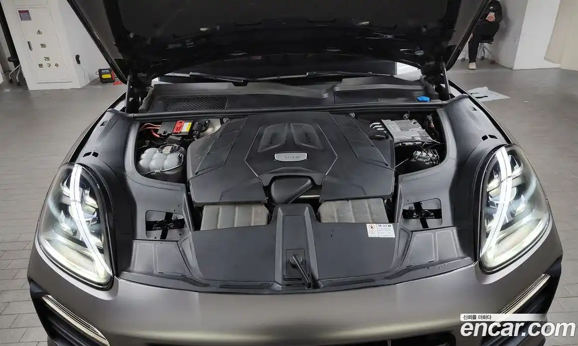 Porsche Cayenne 2021 3.0 Автомат в Москве № 197344, фото 16