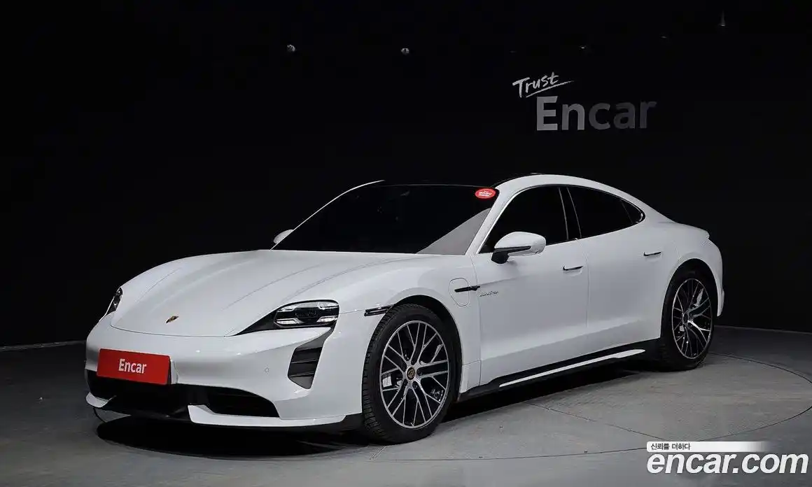 Porsche Taycan 2021 0.1 Автомат в Москве № 197373, фото 18