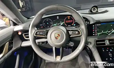 Porsche Taycan 2021 0.1 Автомат в Москве № 197373, миниатюра 5