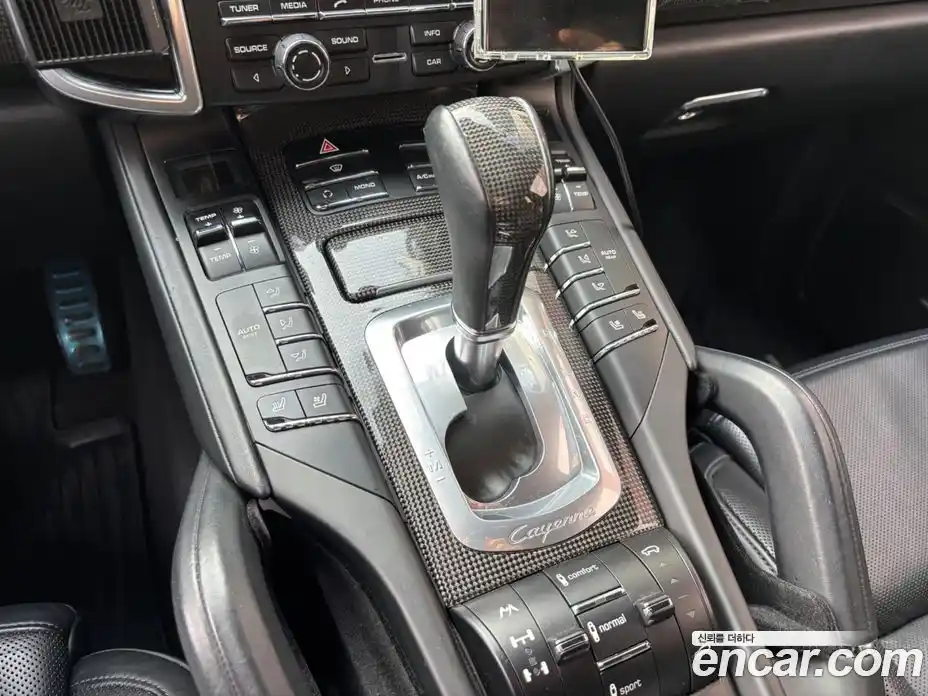 Porsche Cayenne 2012 4.8 Автомат в Москве № 197940, фото 12