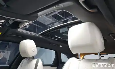 Land Rover Range-Rover Velar 2023 2.0 Автомат в Москве № 198105, миниатюра 2